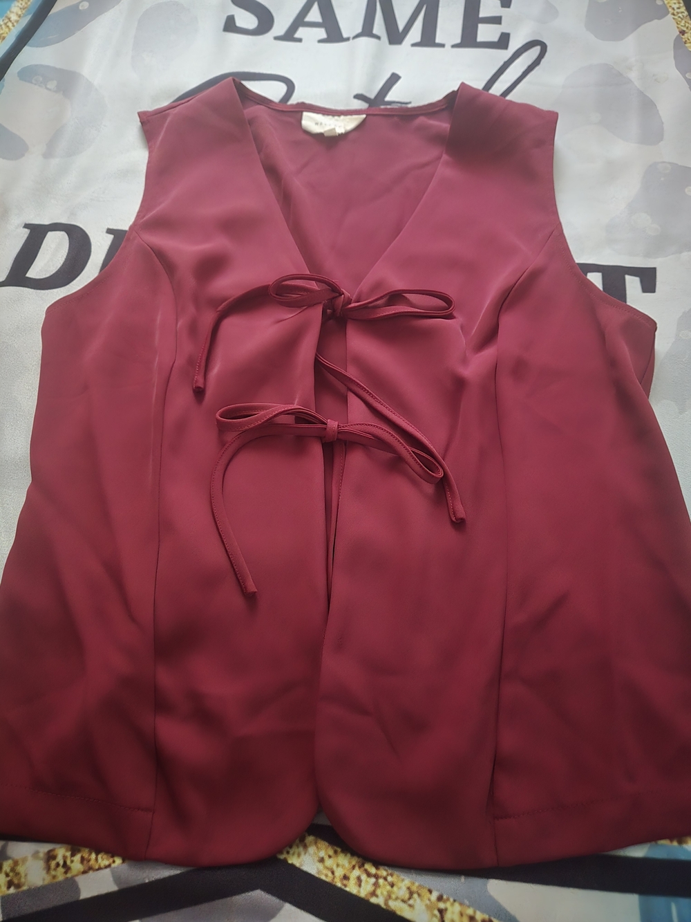 Sleeveless Tie-Front Women's Vest - Wine